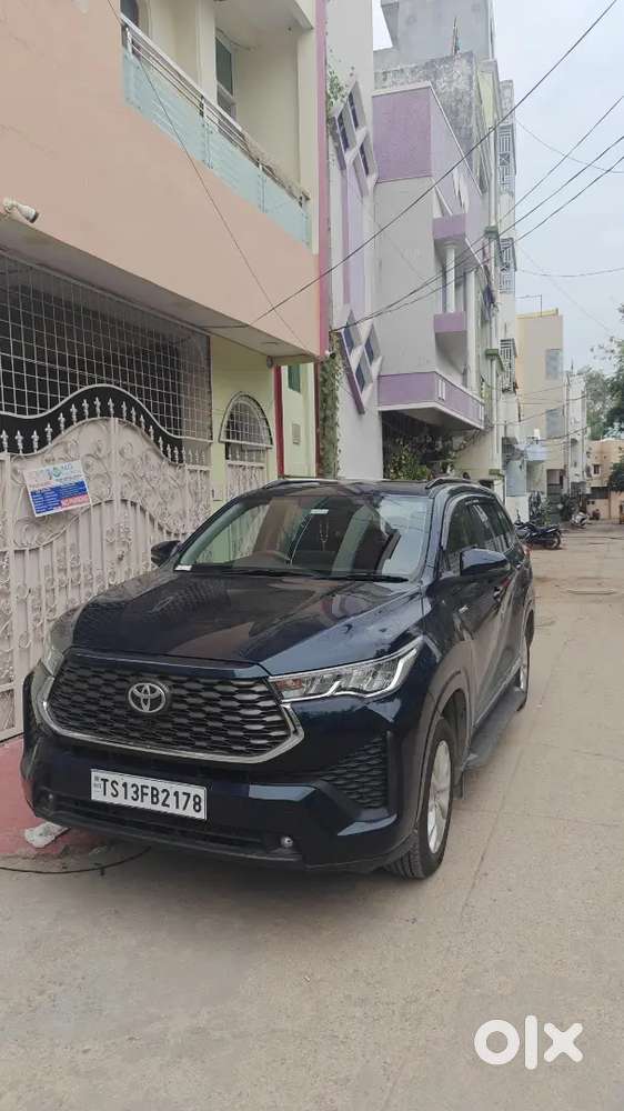 Excellent Condition Innova Hycross