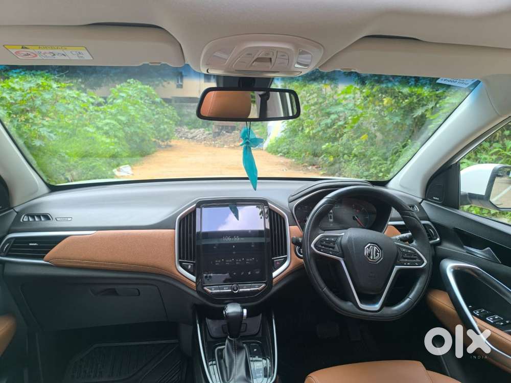 Mg Hector Plus Petrol 2020 With Automatic Transmission