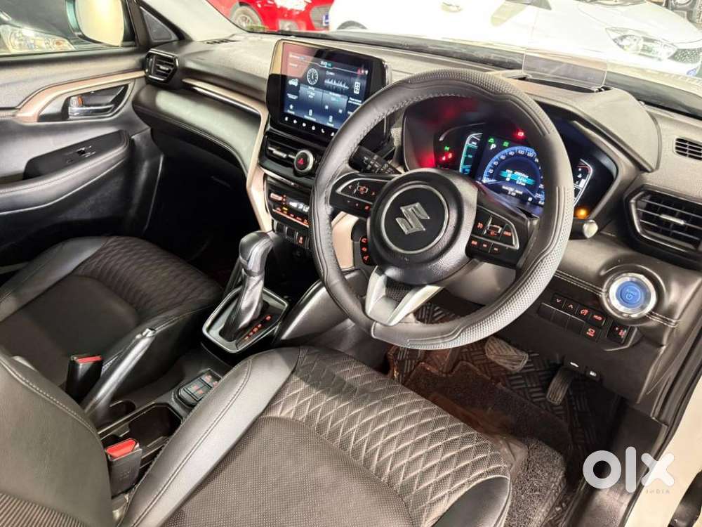Maruti Suzuki Grand Vitara 1.5 Alpha Plus Intelligent Hybrid Ecvt, 2..