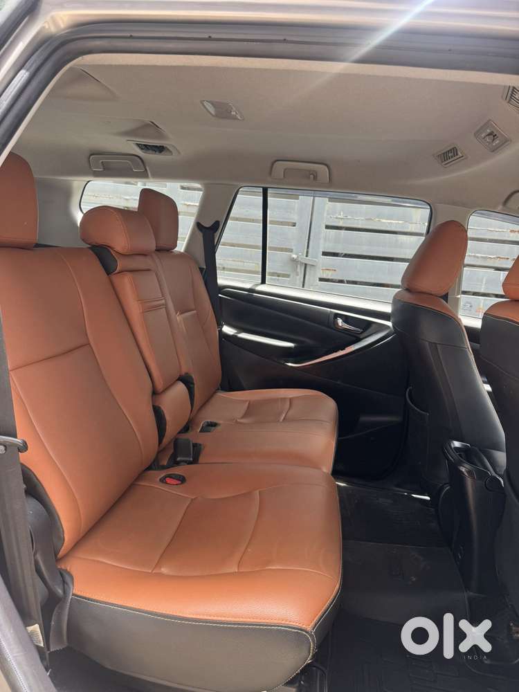 Toyota Innova Crysta 2.8 Gx At 8s, 2019, Diesel