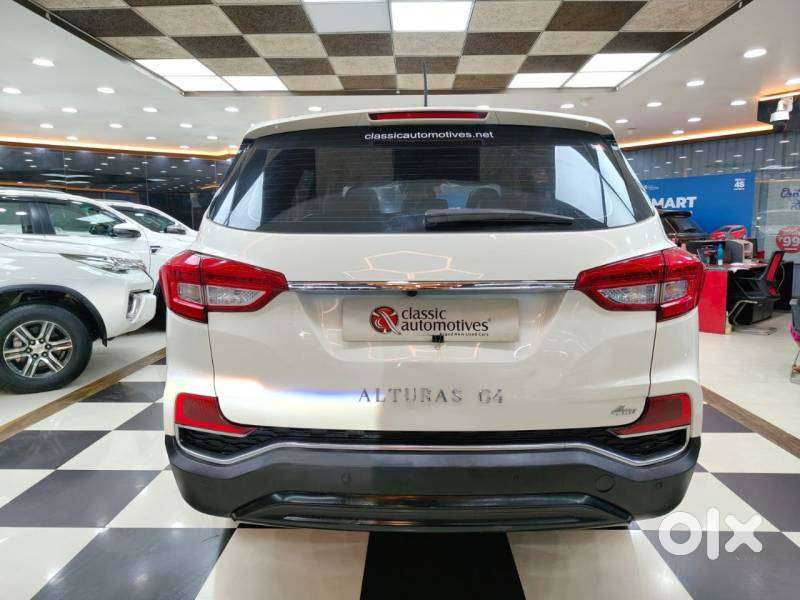Mahindra Alturas G4 4wd At, 2021, Diesel