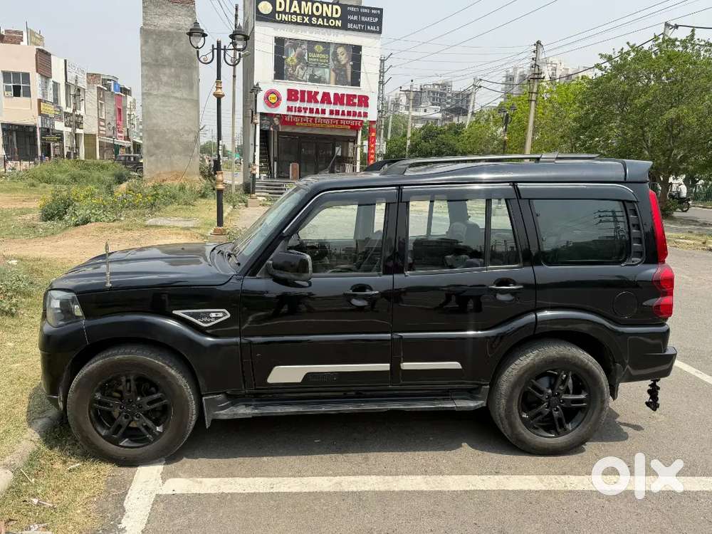 Mahindra Scorpio Classic 2023 Diesel 64500 Km Driven Well Maintained