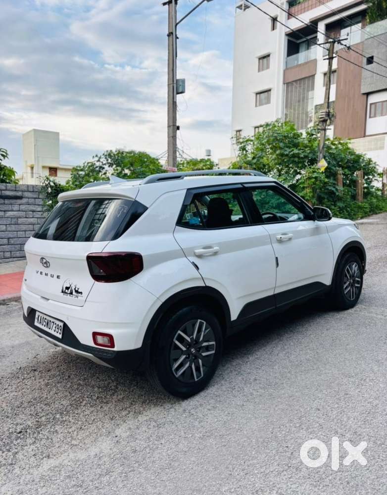 Hyundai Venue 1.5 Crdi Sx (o), 2022, Diesel