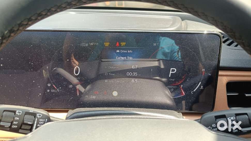 Mahindra Xuv700 2.2 Ax 7 Diesel At Str, 2025, Diesel