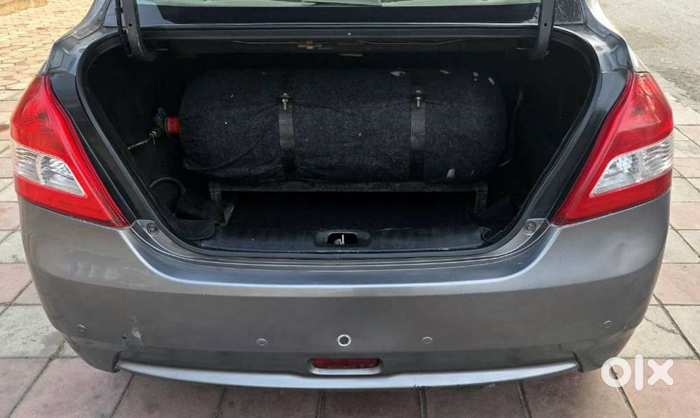Maruti Suzuki Dzire 1.2 Vxi, 2014, Cng & Hybrids