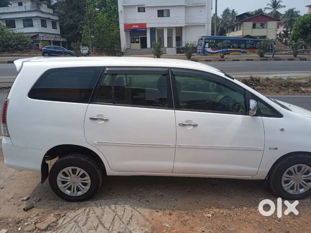 Toyota Innova 2007 Diesel Well Maintained