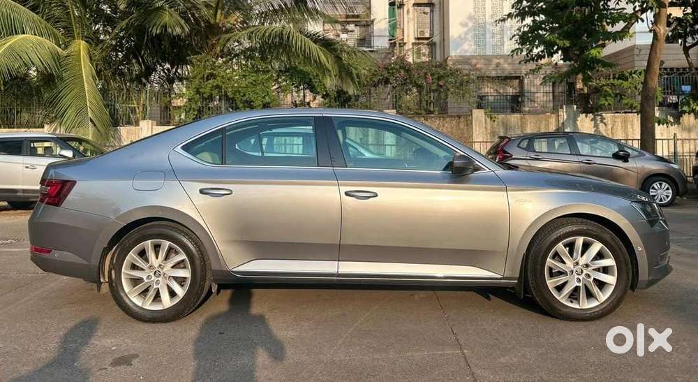 Skoda Superb L&k 1.8 Tsi At, 2019, Petrol