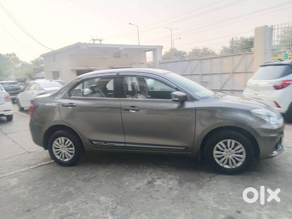 Maruti Suzuki Swift Dzire Vxi Optional, 2020, Petrol