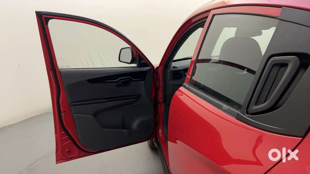 Mahindra Kuv100 Nxt 1.2 K4 Plus Diesel 6 Str, 2019, Petrol