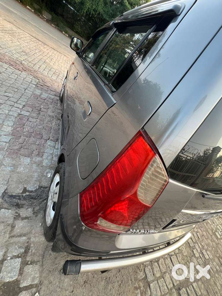 Maruti Suzuki Wagon R Amt Vxi Plus, 2015, Petrol