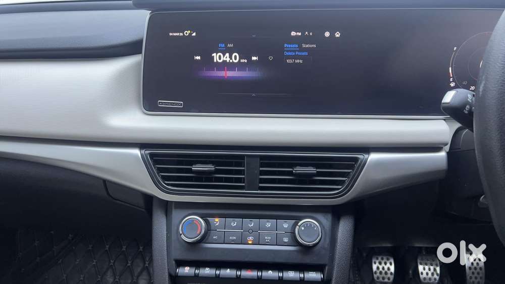 Mahindra Xuv700 2.2 Ax 5 Diesel Mt 7 Str, 2023, Diesel