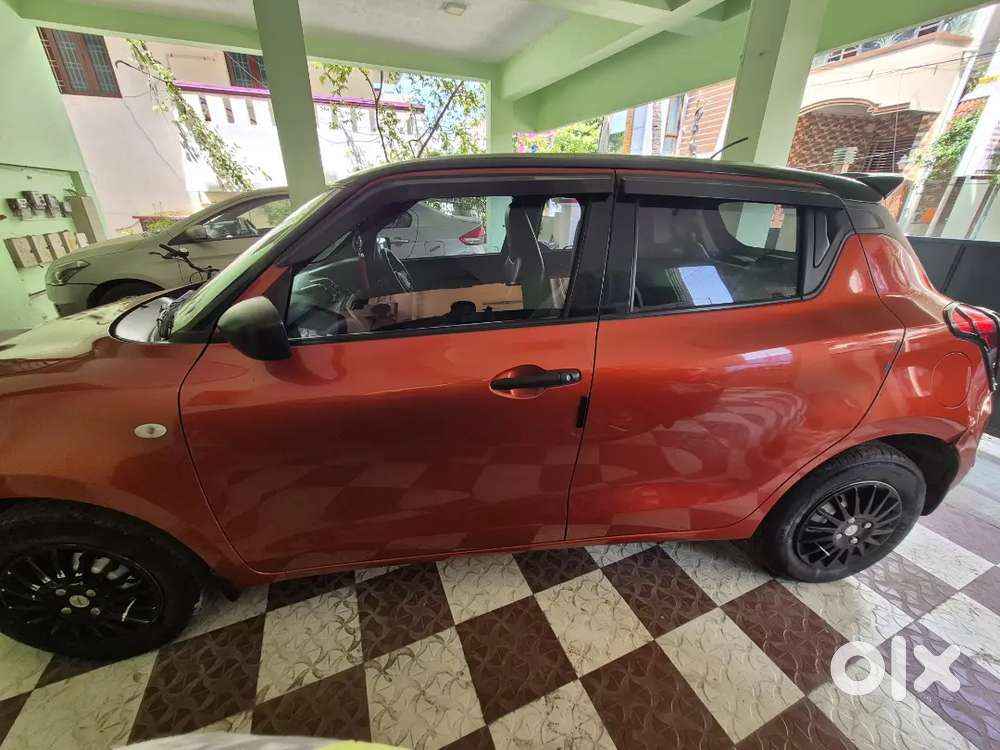Maruti Suzuki Swift Lxi 2020