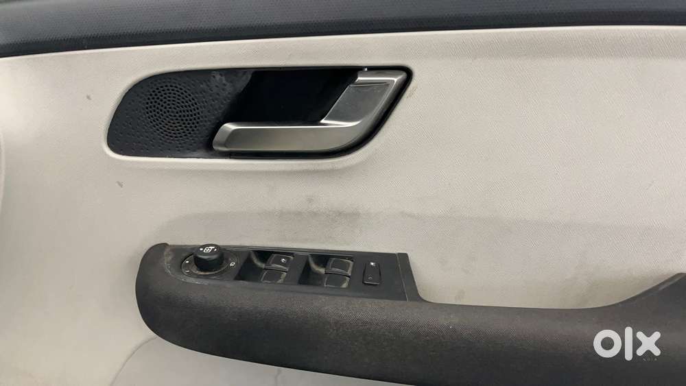 Tata Altroz Xz Plus (s) Icng, 2023, Cng & Hybrids