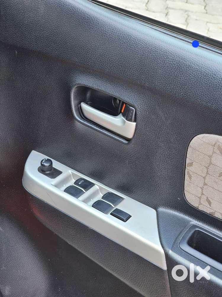 Maruti Suzuki Wagon R Vxi, 2016, Petrol