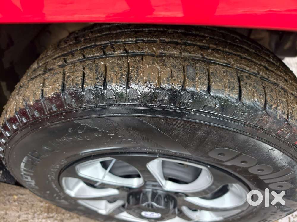 Mahindra Tuv 300 T4 Plus, 2016, Diesel