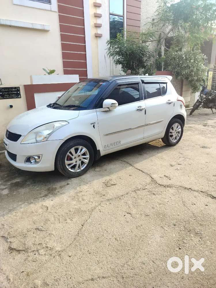Maruti Suzuki Swift 2013 Petrol Manual
