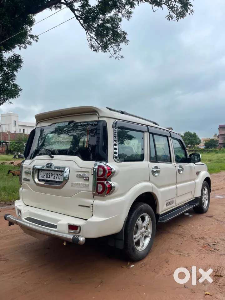 Mahindra Scorpio Intelli Hybrid S6 Plus, 2017, Diesel