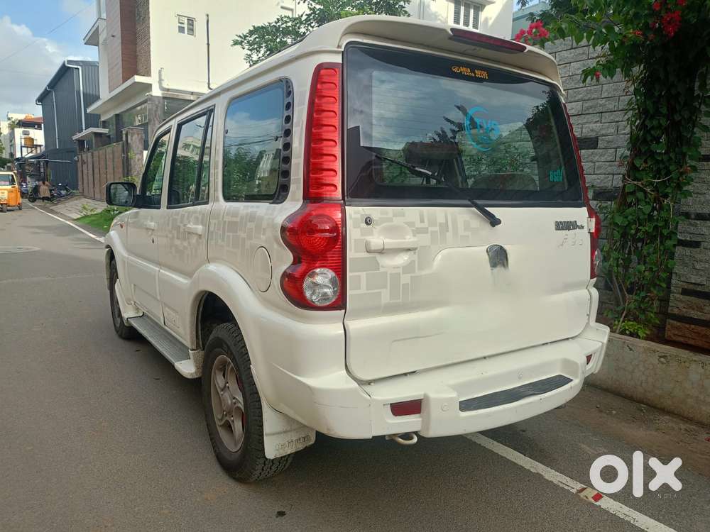 Mahindra Scorpio Vlx 2wd Abs At Bsiii, 2012, Diesel