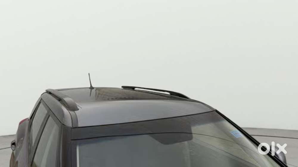 Mahindra Xuv300 W8, 2021, Petrol