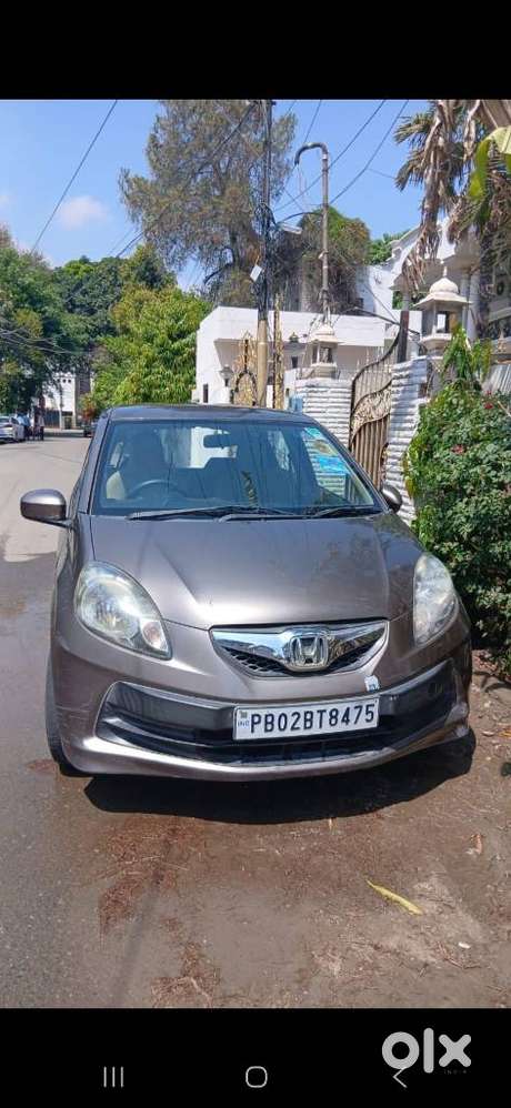 Honda Brio 2011-2013 V Mt, 2012, Petrol