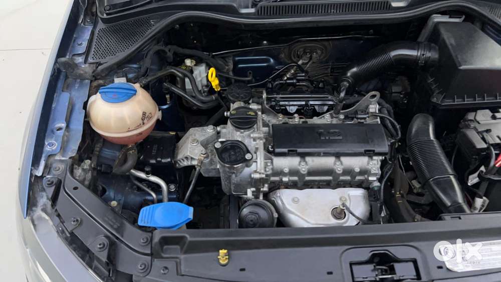 Volkswagen Polo Petrol Highline 1.2l, 2016, Petrol