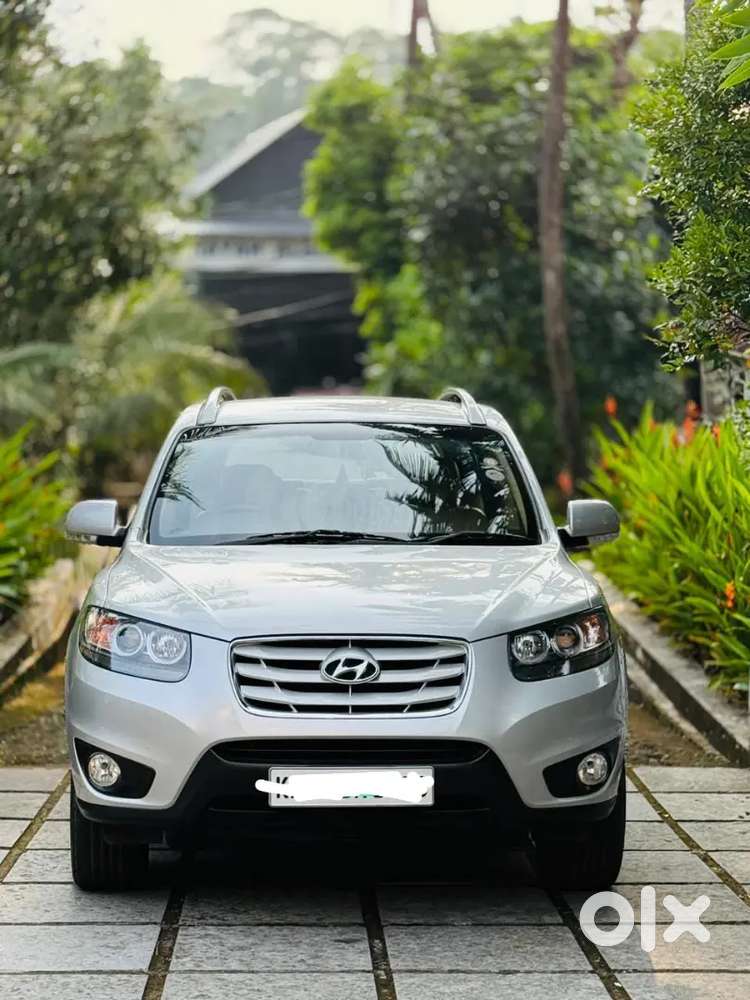 Hyundai Santa Fe 2013 Diesel 94000 Km Driven