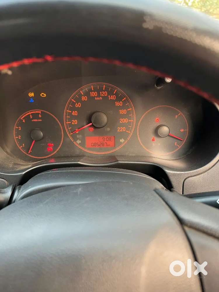 Gadi Mai Koi Kaam Nahi Hai