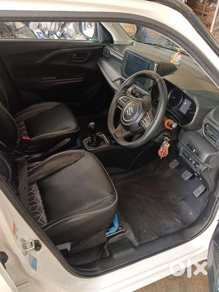 Maruti Suzuki Swift Petrol 2024