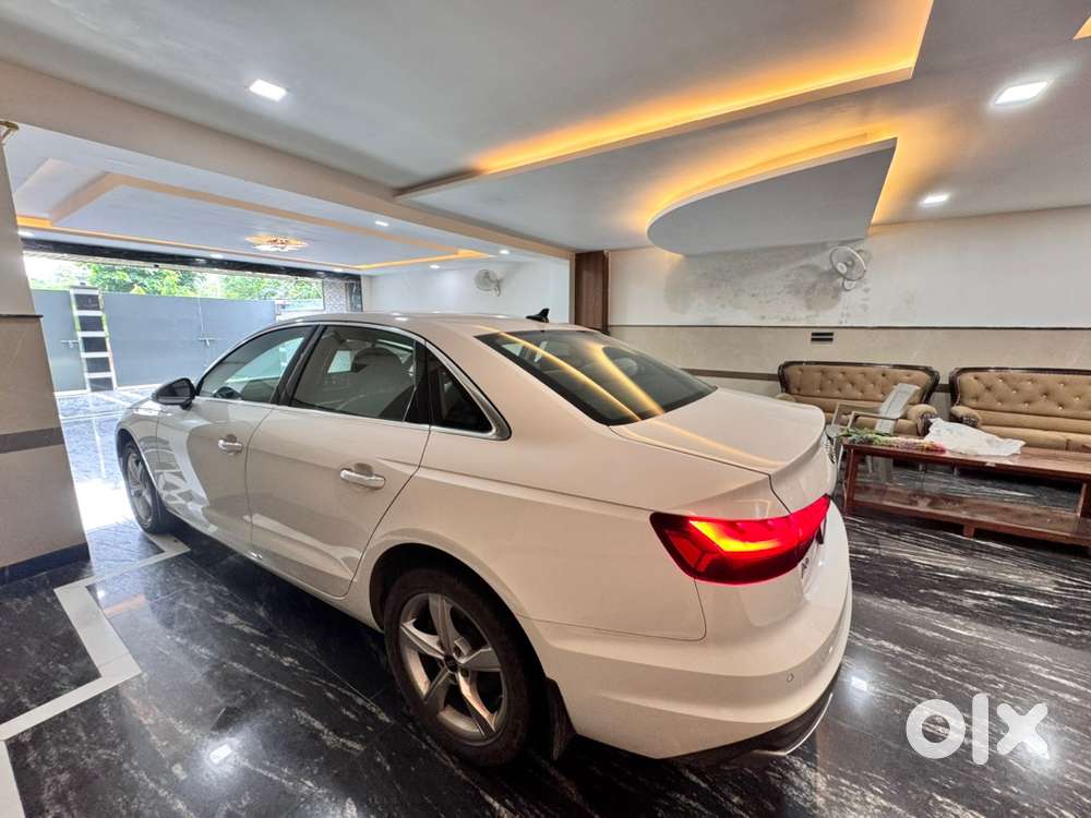 Audi A4 Petrol 2023