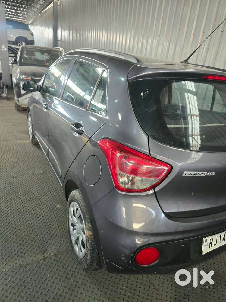 Hyundai Grand I10 1.2 Kappa Sportz Option, 2017, Petrol