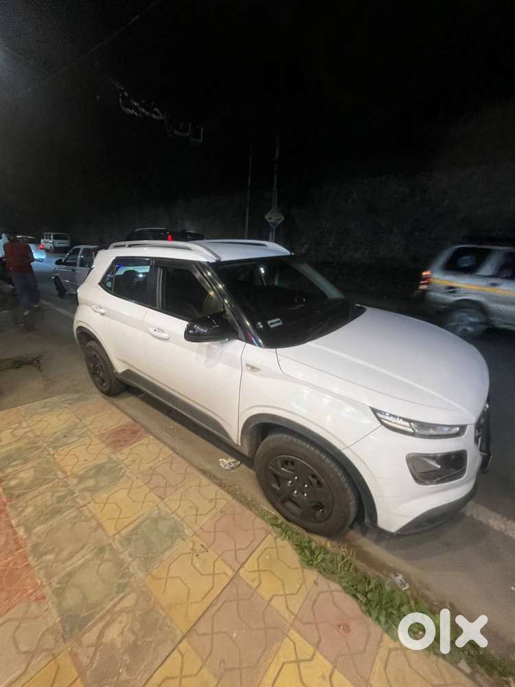 Hyundai Venue 2020 First Owner In Brand New Condition