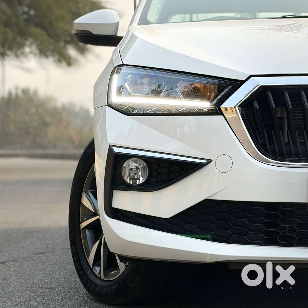 Skoda Slavia Style 1.0l Tsi At, 2024, Petrol