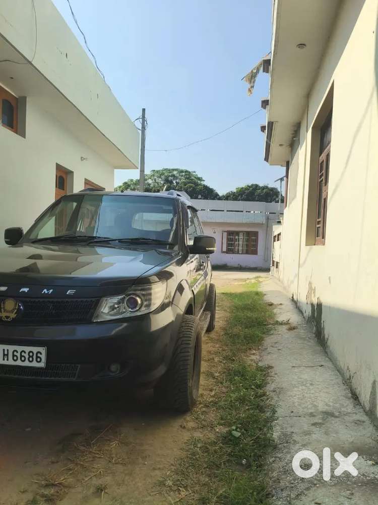 Tata Safari Storme 2014 Diesel 124000 Km Driven