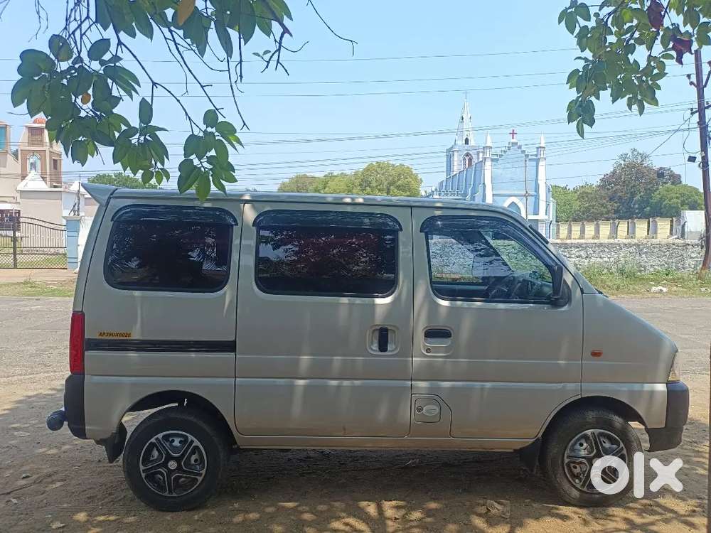 Maruti Suzuki Eeco 2024 Cng & Hybrids 5010 Km Driven