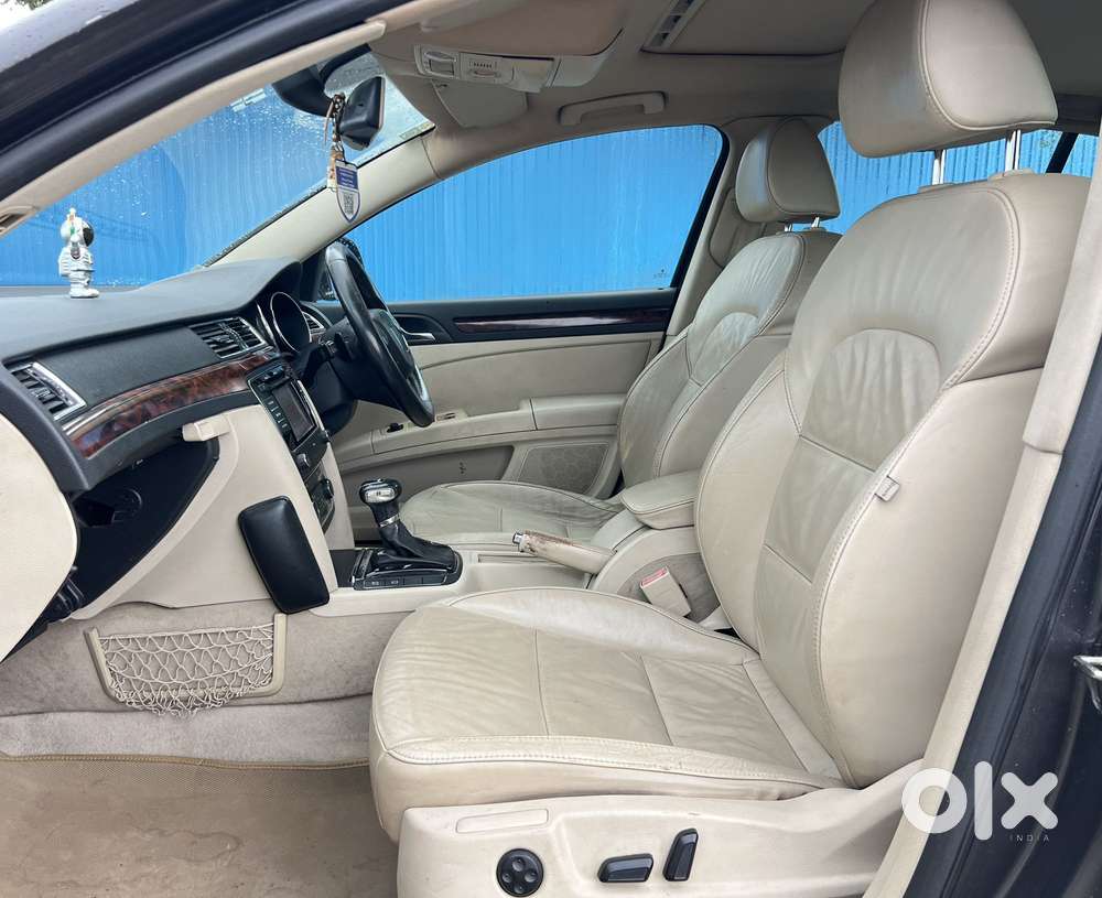 Skoda Superb Elegance Tdi 2.0 At, 2011, Diesel
