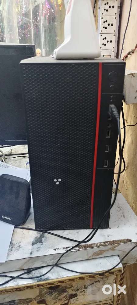  COMPLETE CYBER CAFE SETUP FOR SALE