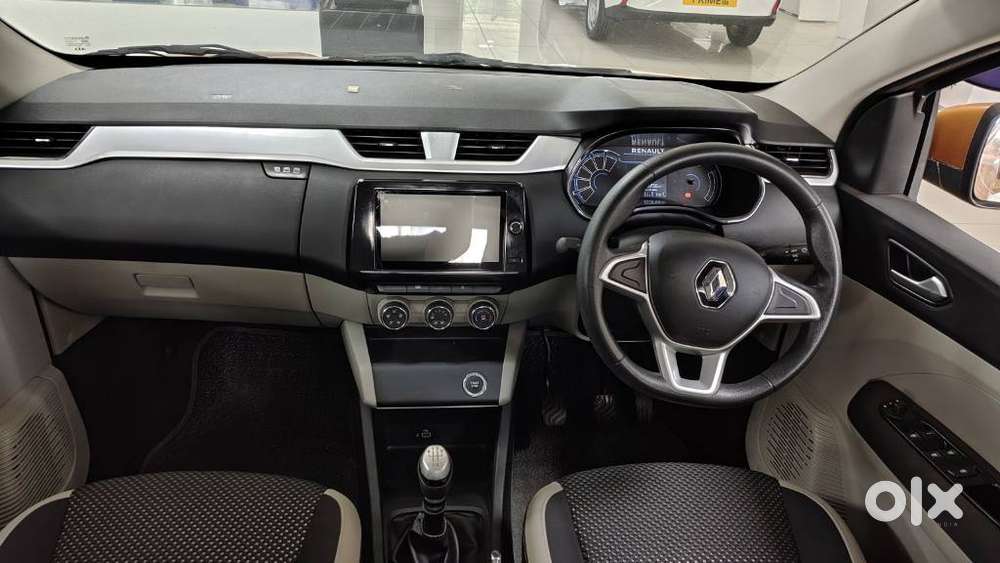 Renault Triber Rxz, 2020, Petrol