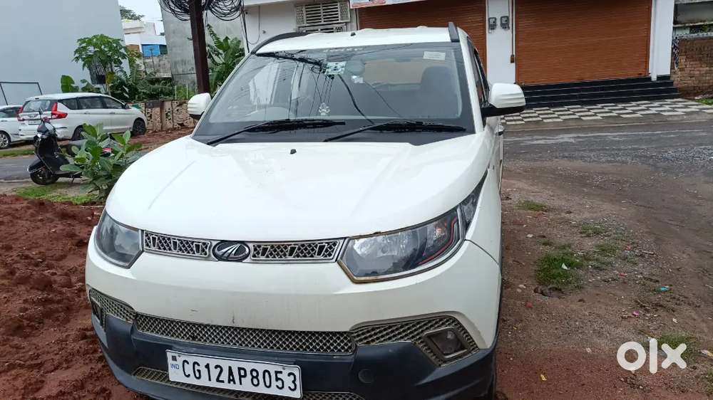 Mahindra Kuv 100 2016 Petrol 50000 Km Driven