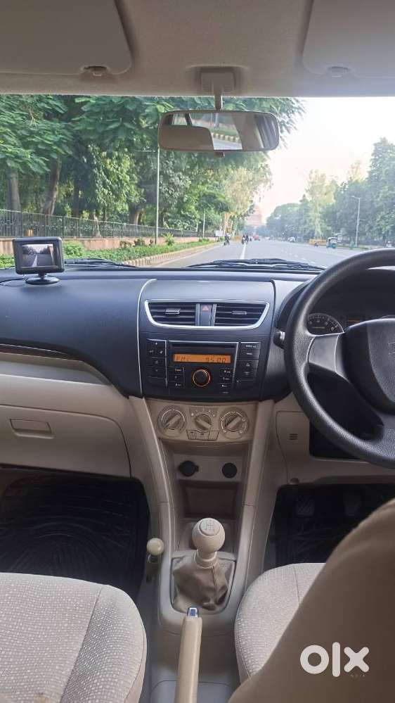 Maruti Suzuki Dzire 1.2 Vxi, 2014, Petrol