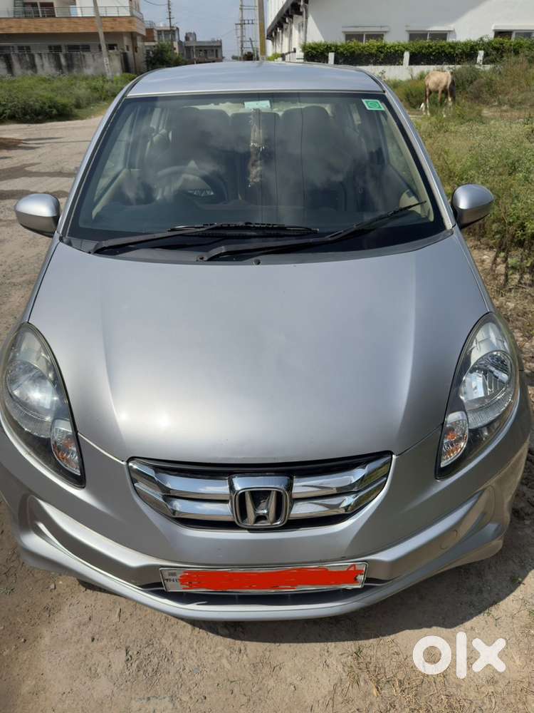 Honda Amaze 2013 Diesel Well Maintained