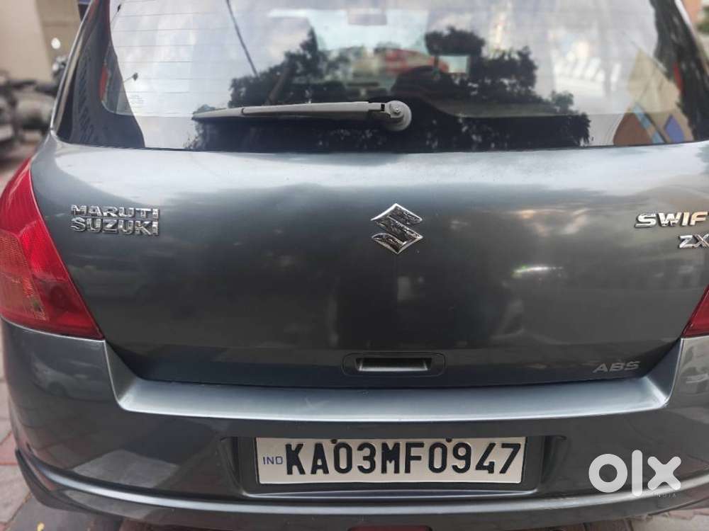 Maruti Suzuki Swift 1.3 Zxi, 2006, Petrol