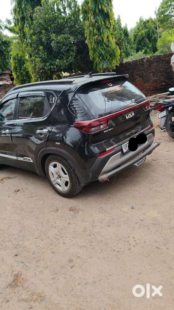 Kia Sonet Petrol Well Maintained