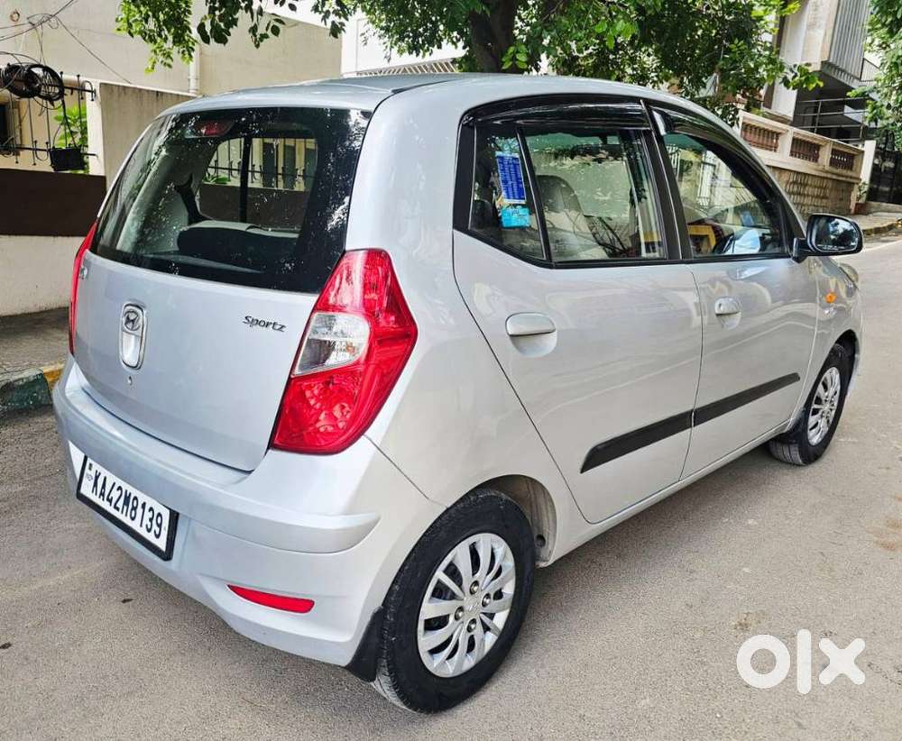 Hyundai I10 Sportz, 2016, Petrol