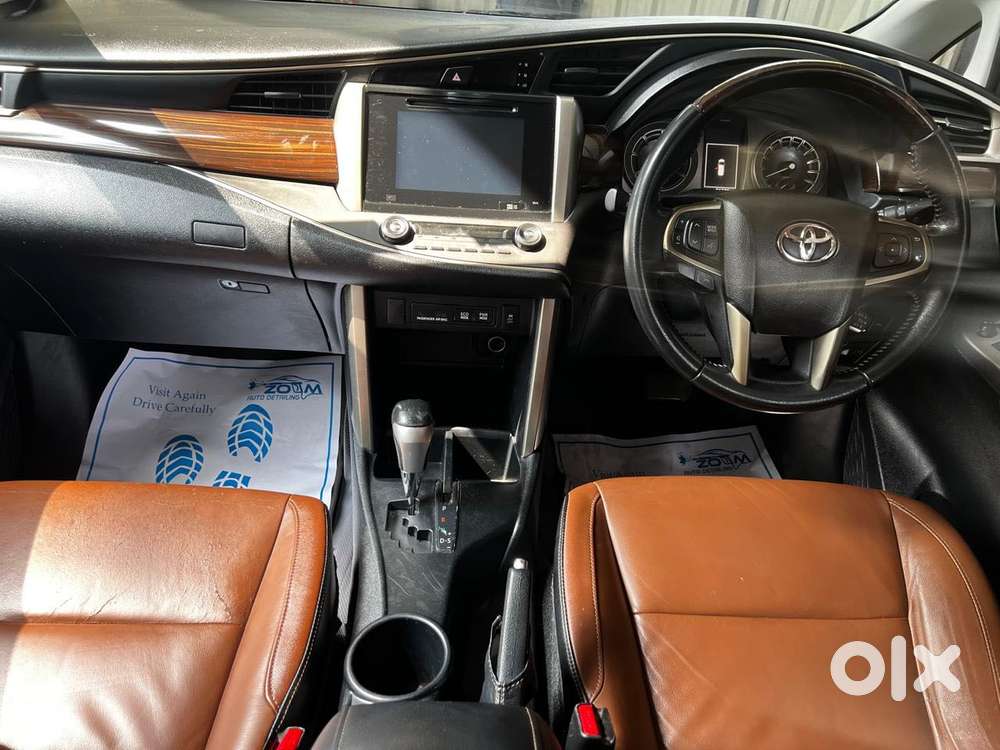 Toyota Innova Crysta 2.8z Automatic, 2016, Diesel