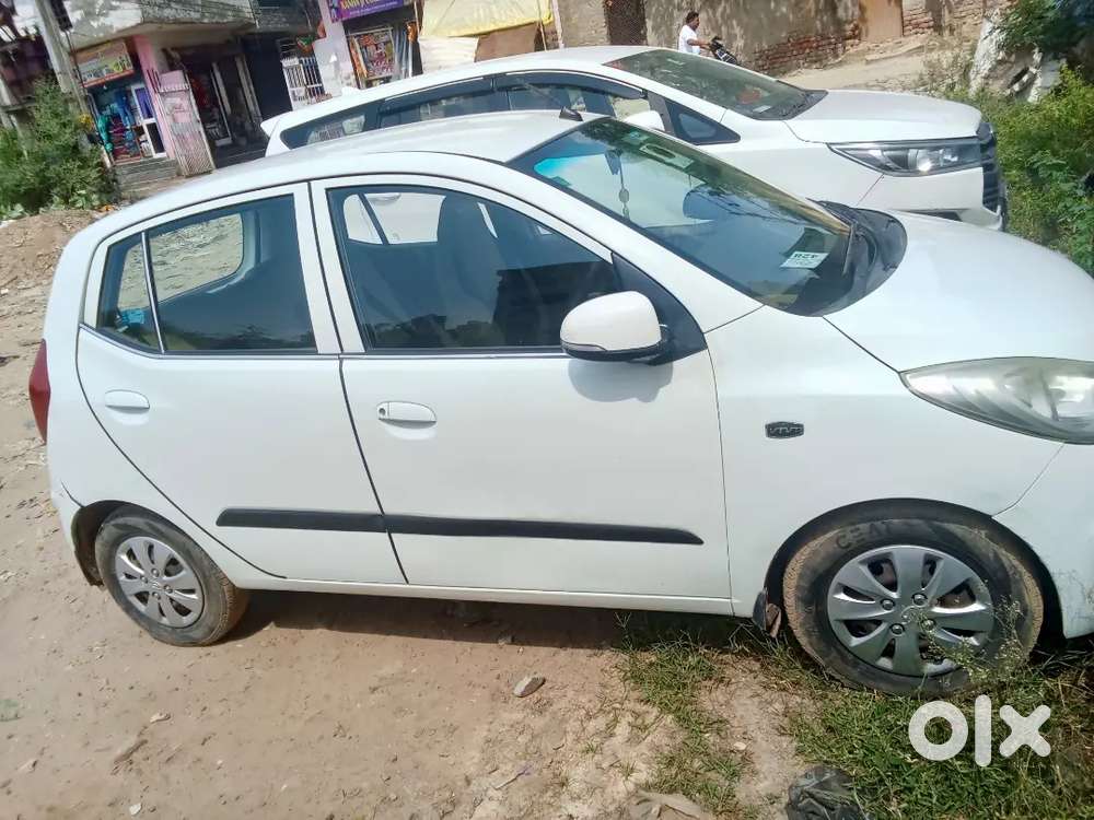Hyundai I10 2012 Petrol 77600 Km Driven