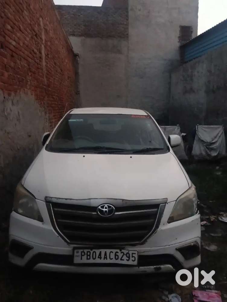 Toyota Innova Diesel 2012