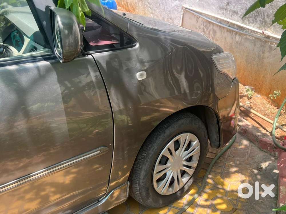 Toyota Innova 2012 Diesel Well Maintained