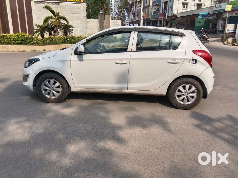 Hyundai I20 Sportz 1.4 Crdi, 2013, Diesel