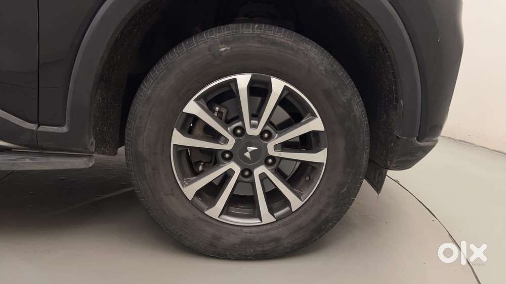 Mahindra Scorpio N Z8 L Petrol Mt 7 Str, 2022, Petrol