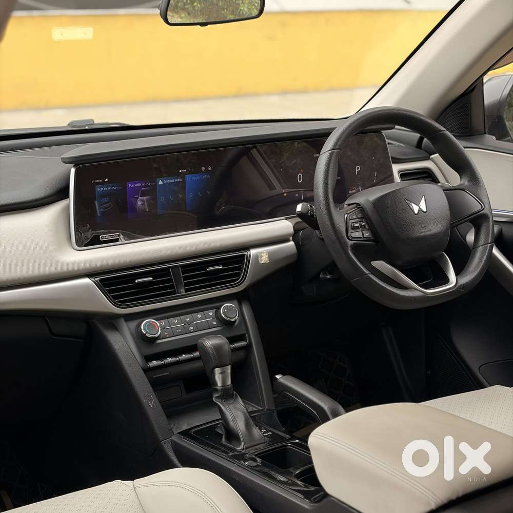 Mahindra Xuv700 2.2 Ax 3 Diesel At 5 Str, 2022, Diesel